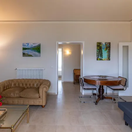 Charme Montecatini Casa de Férias